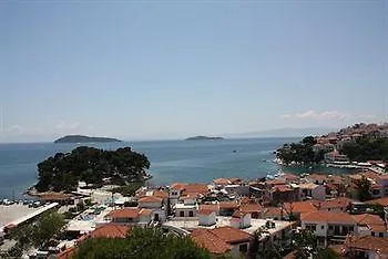 Hotel apartamentowy Iris 3*
