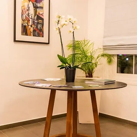 Iris Hotel de apartamente 3*