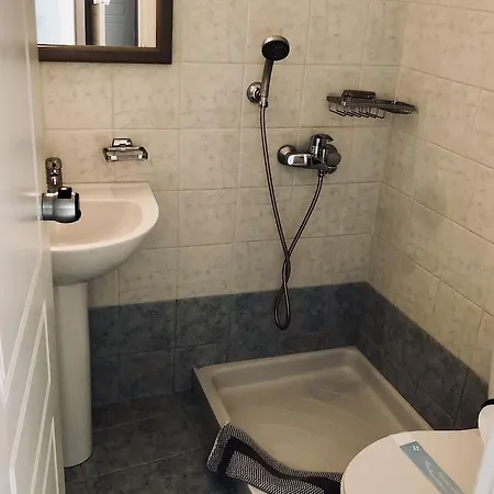Hotel apartamentowy Iris 3*