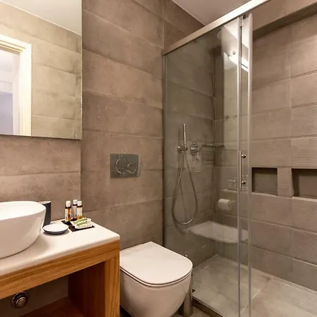 Iris Hotel de apartamente 3*