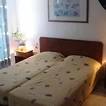 Aparthotel Iris