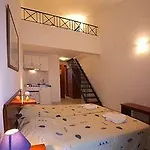 Iris 4*