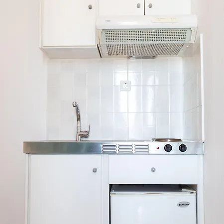 Iris شقة فندقية 4*