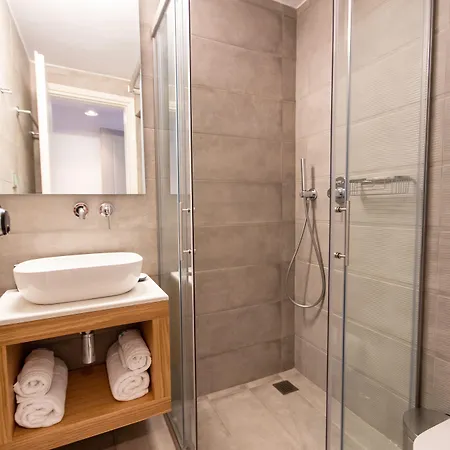 Aparthotel Iris Skiathos Town
