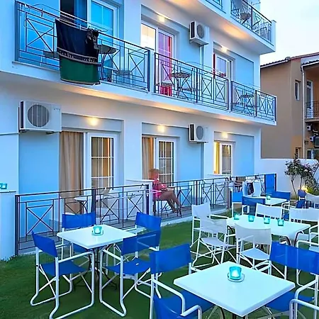 Iris 4*