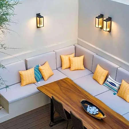 Iris Aparthotel Skiathos Town