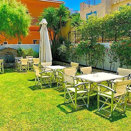 Iris Skiathos Town