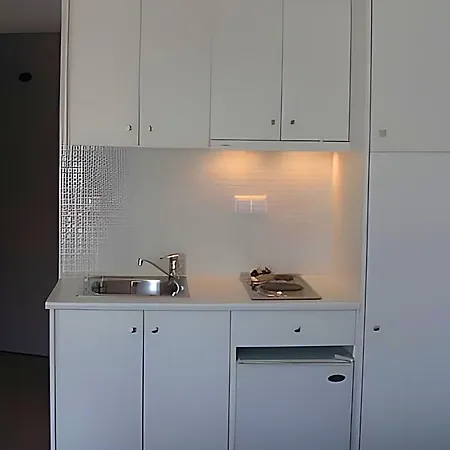 Iris Aparthotel
