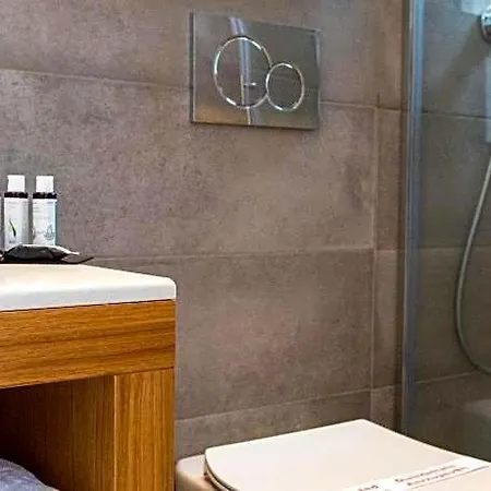 Iris Apart-hotel Skiathos Town