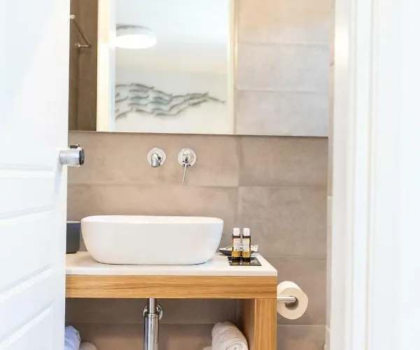 Iris 아파트호텔 4*